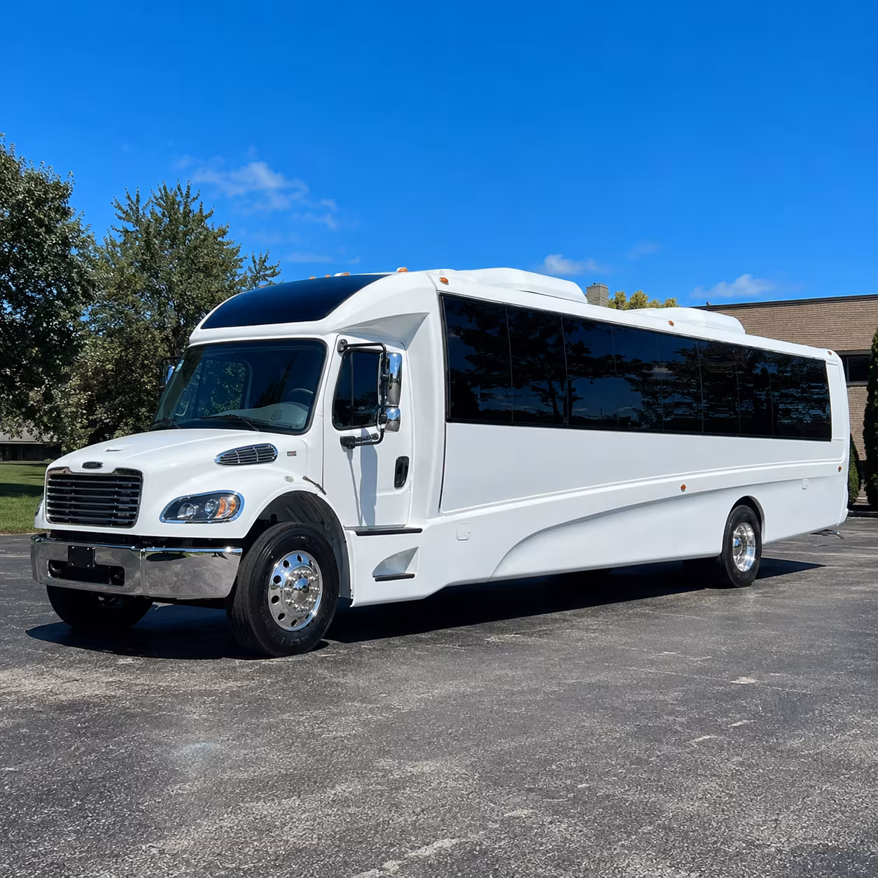 ontario 25 passenger minibus