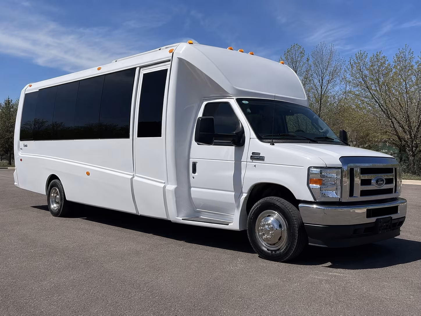 party bus rentals for ontario prom night arrivals
