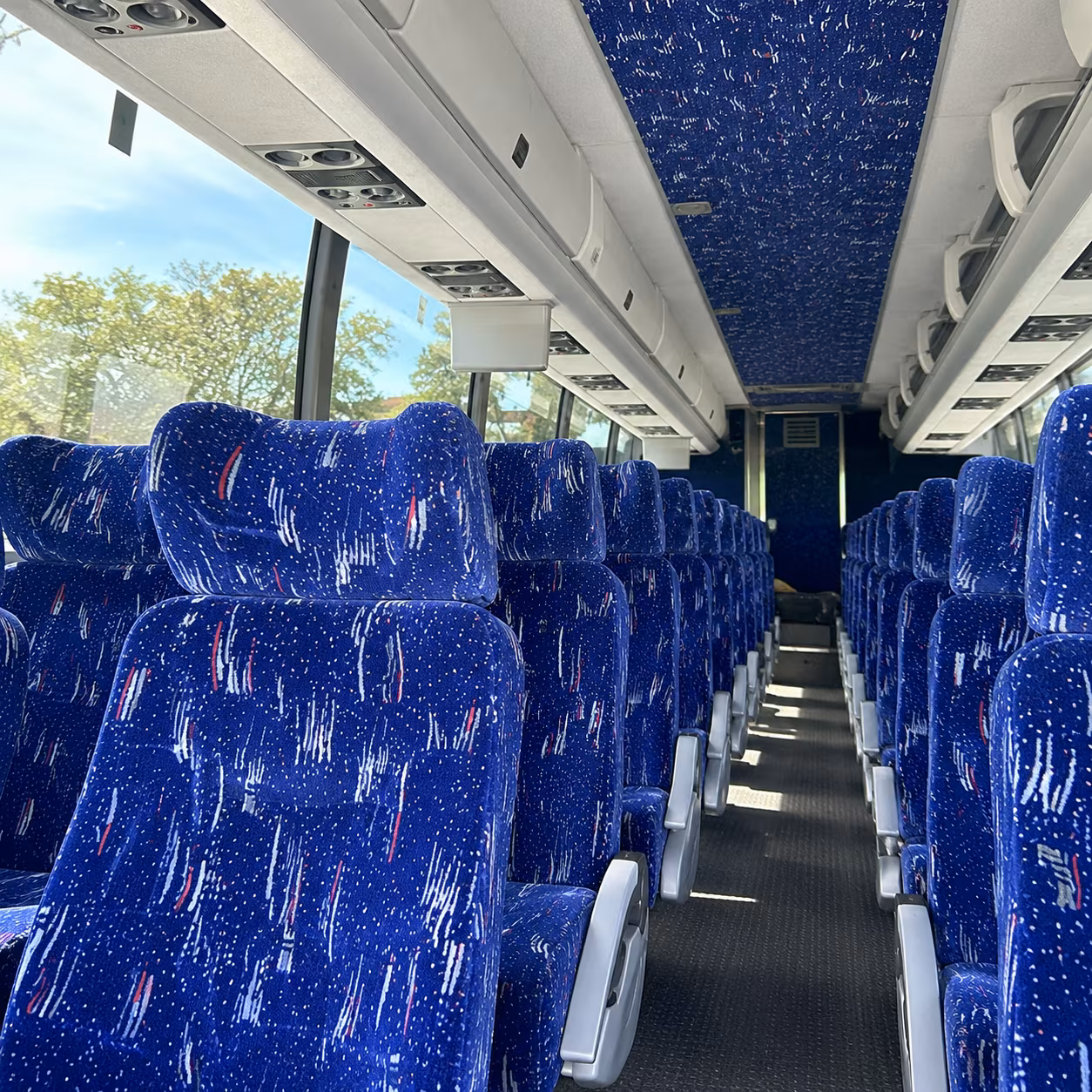 weekly worship shuttle buses for ontario congregations